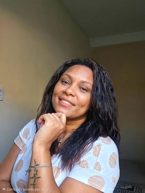 Foto de Viviane Néres da Silva , Psicanalista online na Unolife
