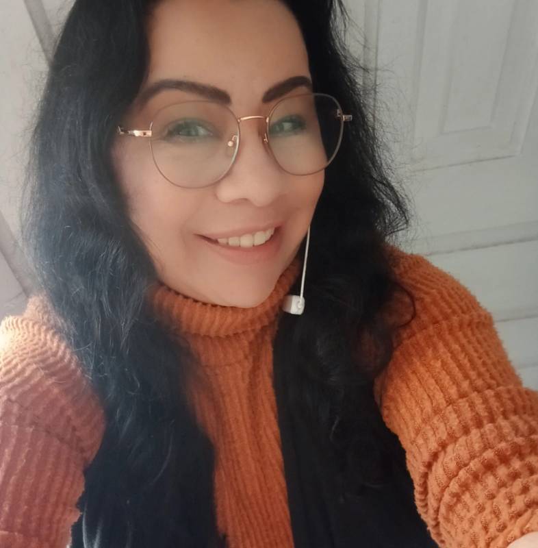 Foto de Reginna Araujo, Psicanalista online na Unolife