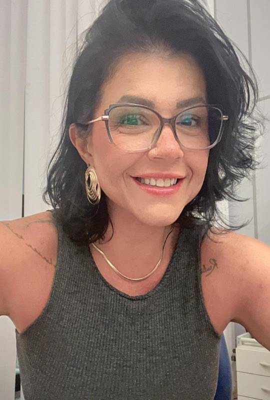 Foto de Luciana  Queres, Psicanalista online na Unolife