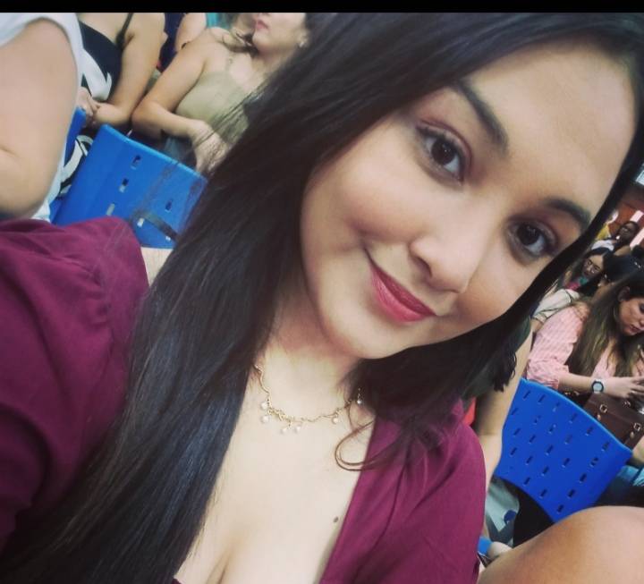 Foto de Hemilly Loren, Psicanalista online na Unolife
