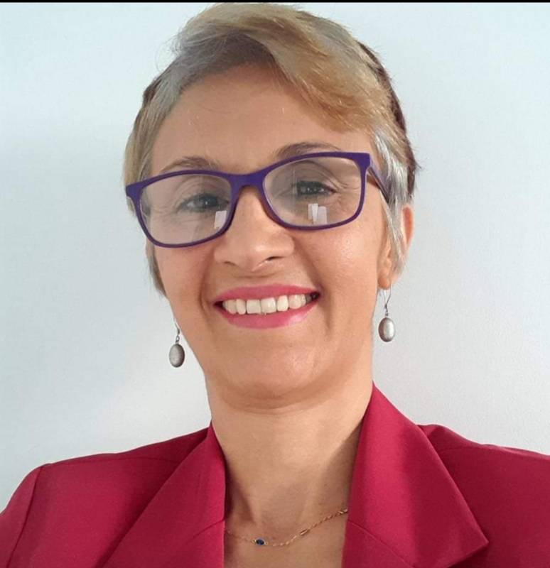 Foto de Fause Cristina Germani, Terapeuta online na Unolife