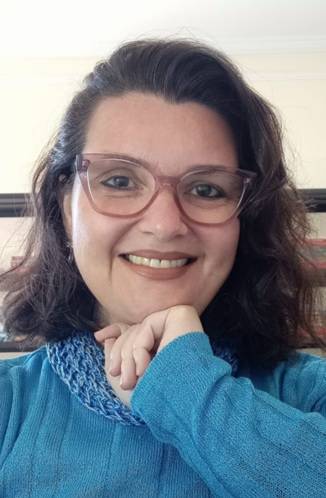 Foto de Giovana Flores, Psicanalista online na Unolife