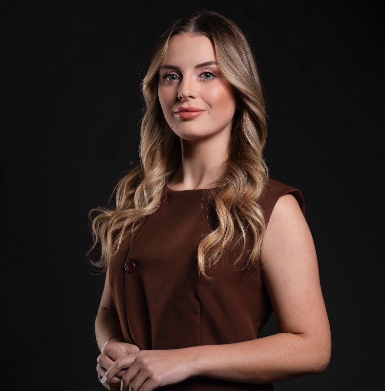 Foto de Ediane de Domenico, Psicólogo online na Unolife