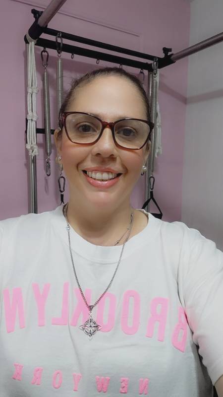 Foto de Gisela Assis Vallin, Terapeuta online na Unolife