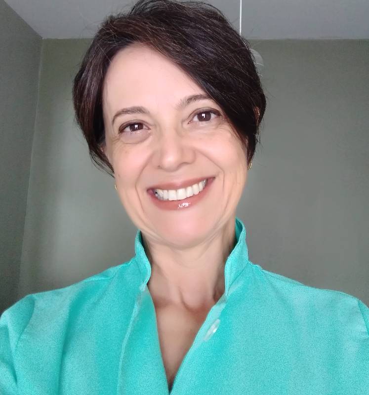 Foto de Silvia Regina Costa Vilhegas, Psicanalista online na Unolife